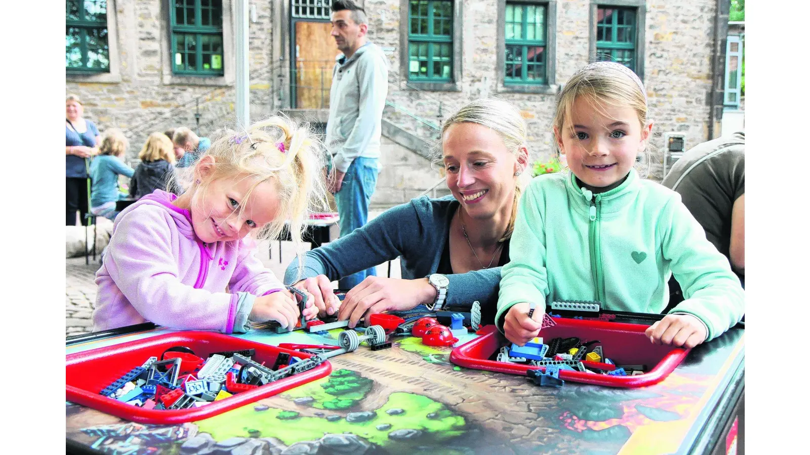 Neues Auto aussuchen und die Einkaufstasche füllen (Foto: bb)