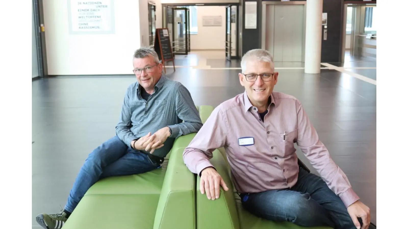 Die Pflegedirektoren Norbert Janssen (links) und Jörg Hake (rechts) freuen sich auf alle interessierten Bewerber:innen.<br>  (Foto: privat)