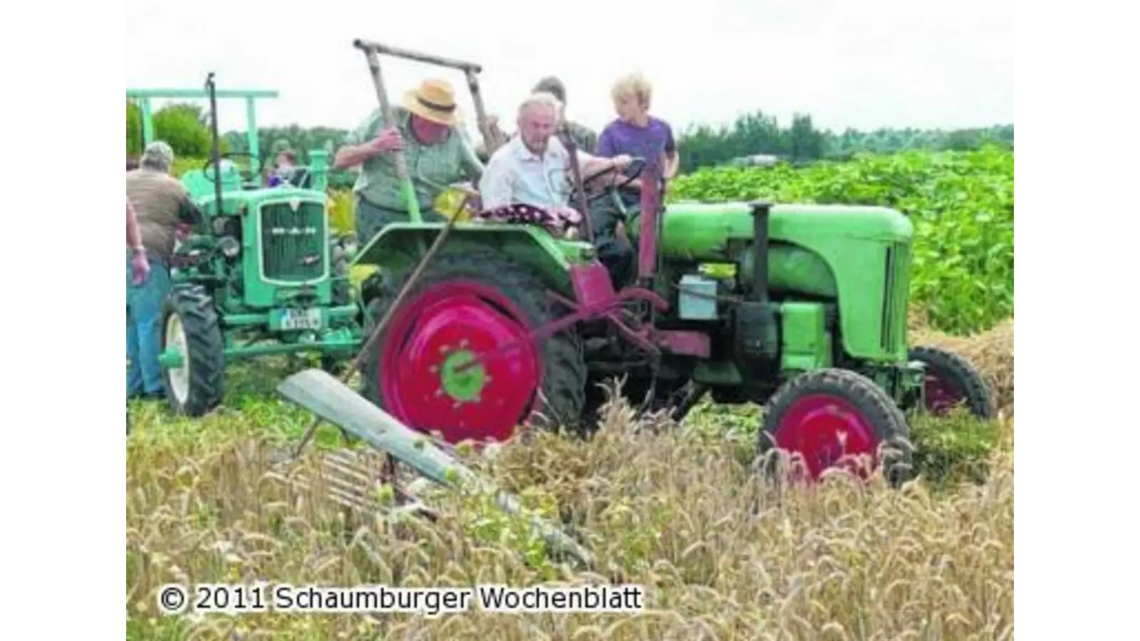 Nienbrügger feiern ihre Sänger und die Ernte (Foto: wtz)