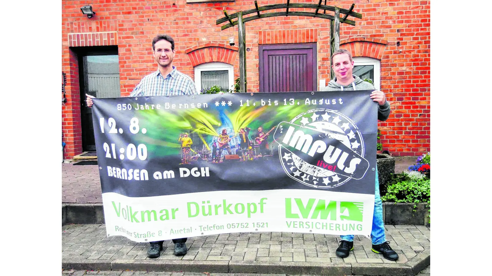 Die große Feier im kleinen Ort (Foto: red)