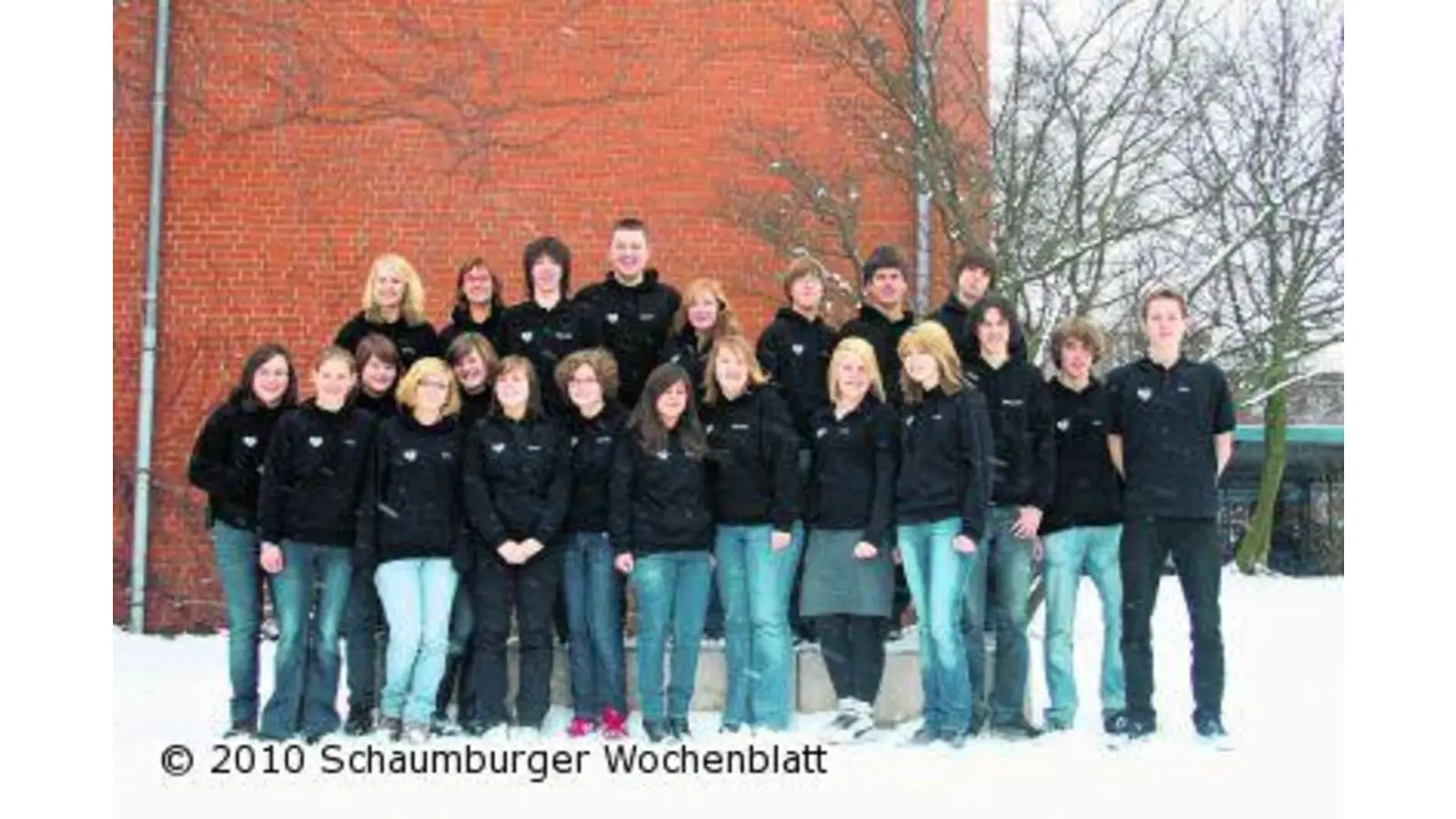 Schüler helfen den Mitschülern (Foto: em)
