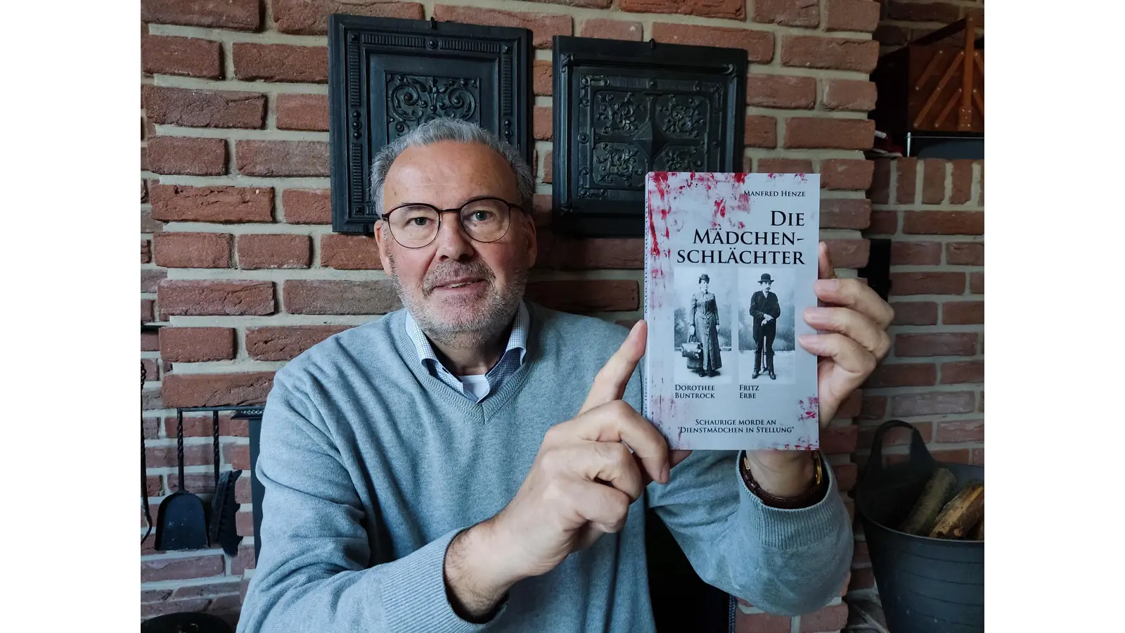 Stellt sein neues Buch vor: Der Autor Manfred Henze.