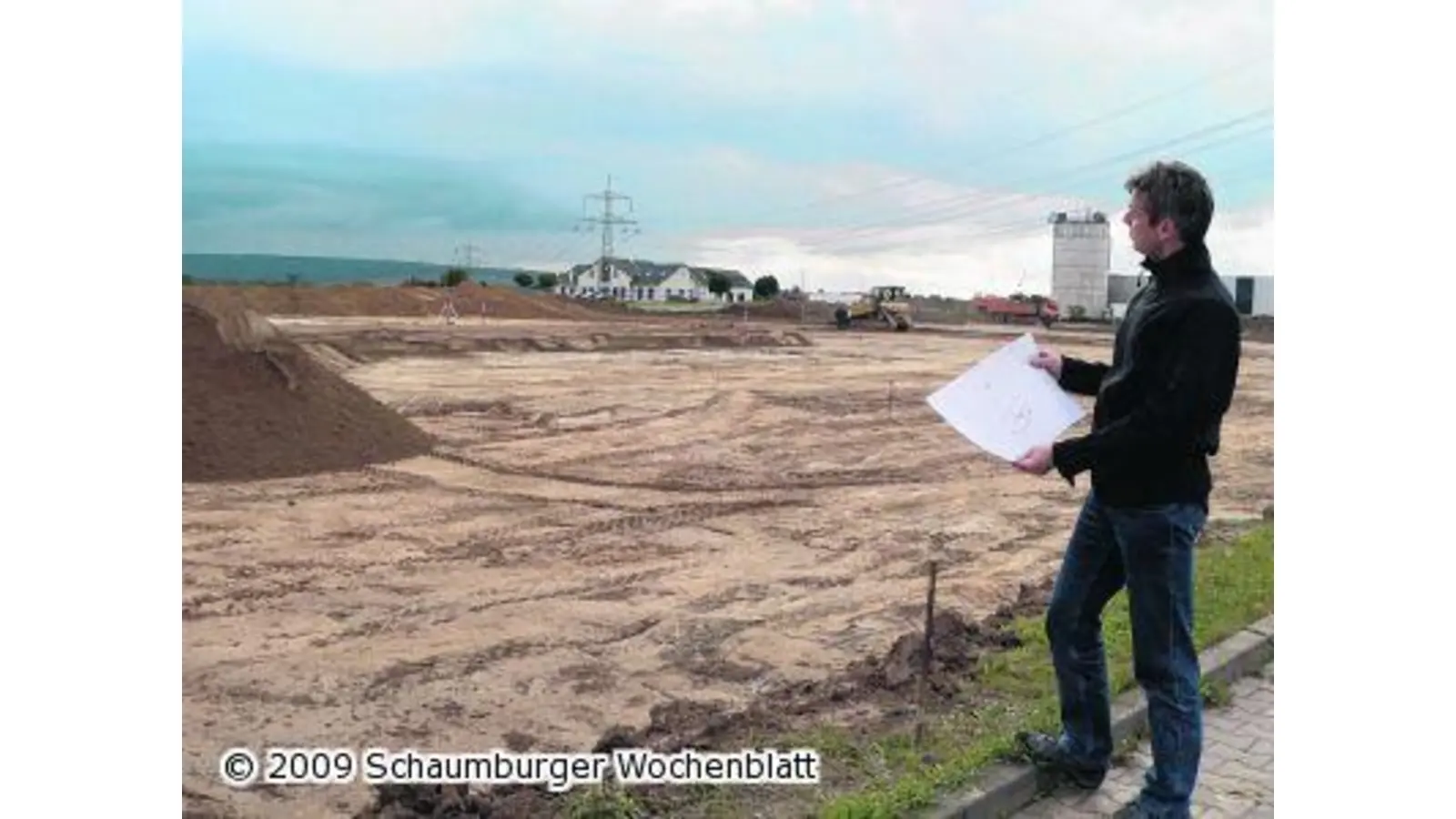 Das Ziegel-Lager zieht nach Lauenau (Foto: al)