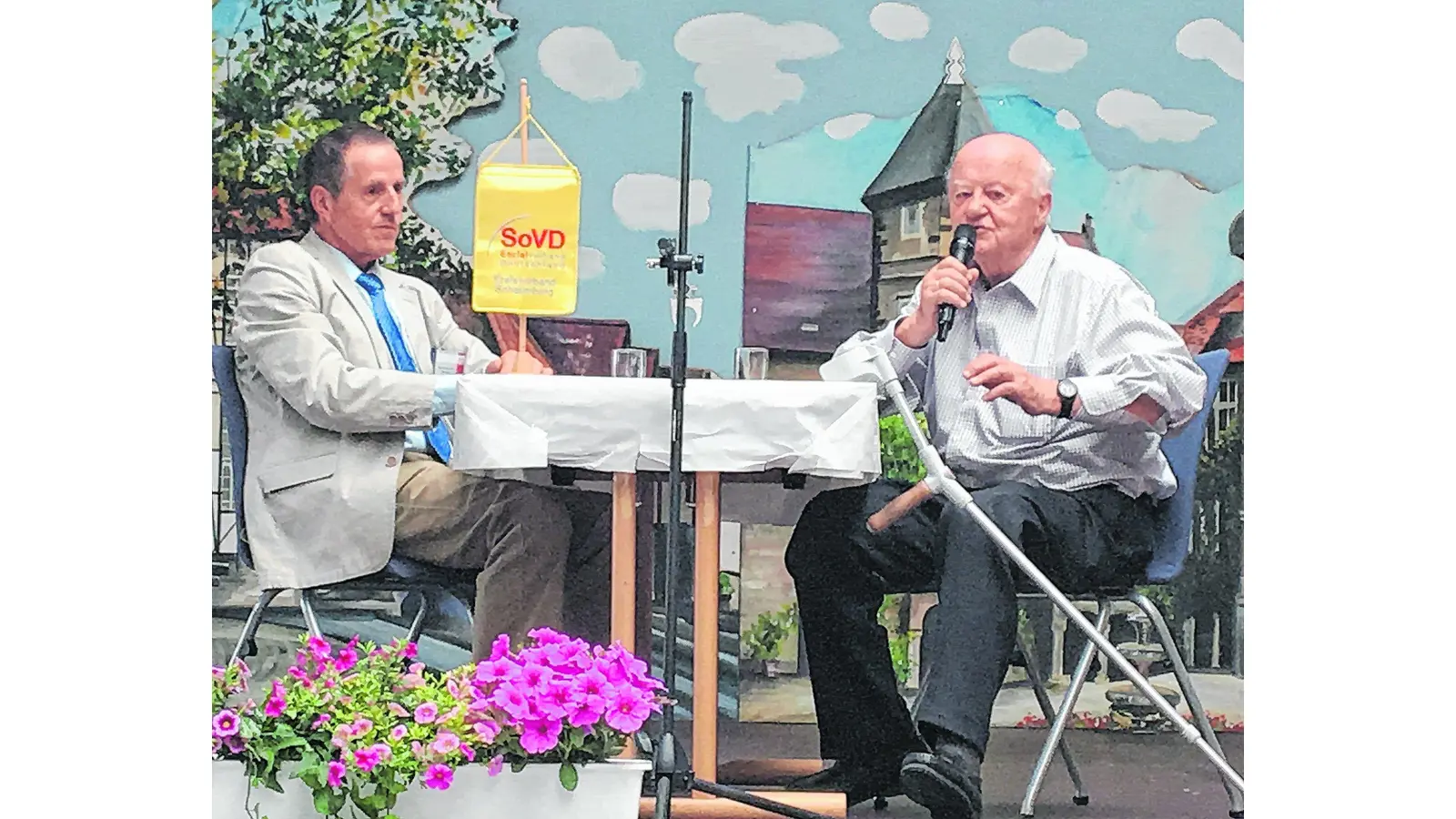 Gründer Herbert Kuhnt erinnert sich an alte Zeiten (Foto: al)