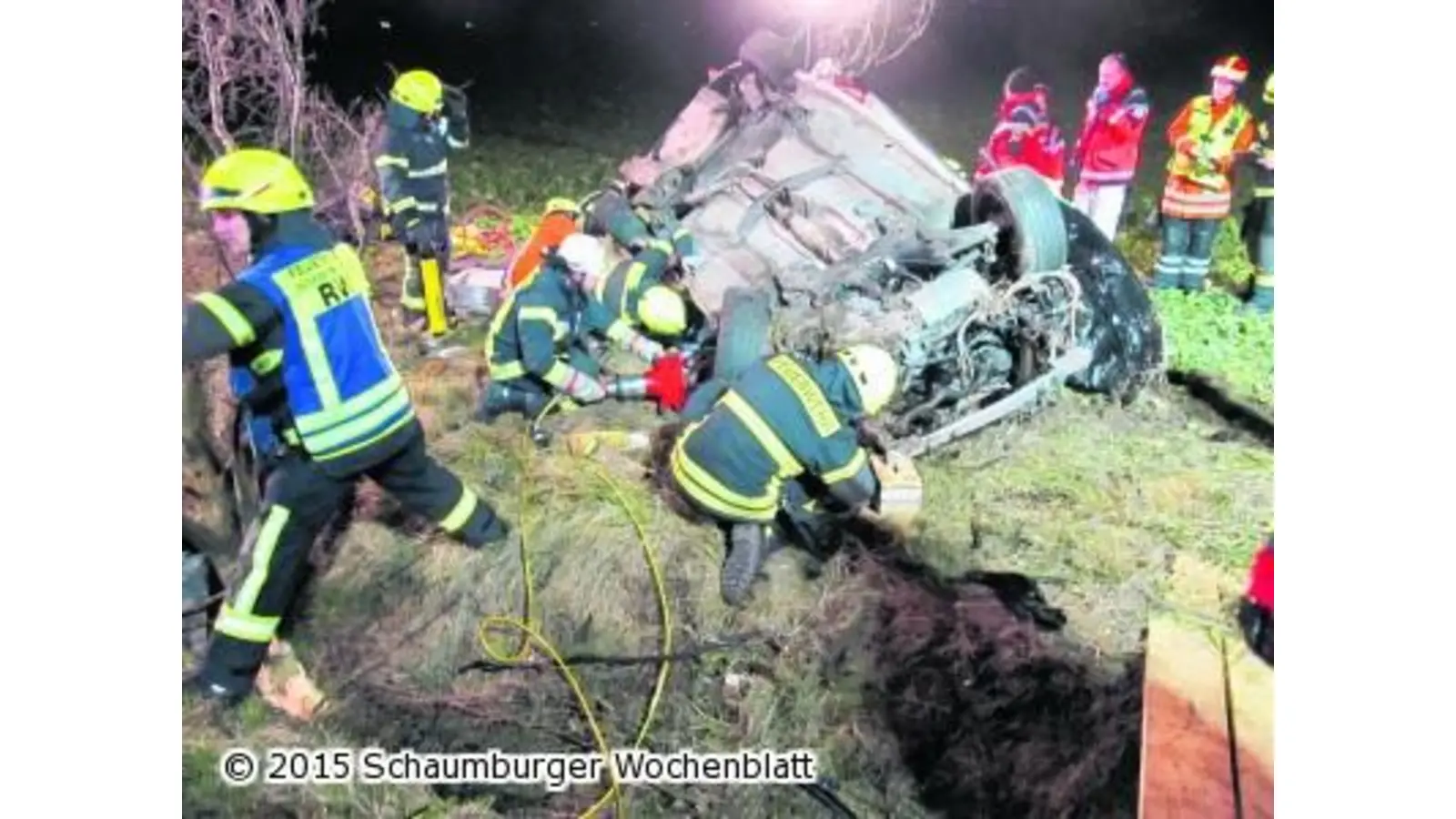 Nach Überschlag gegen Baum geprallt (Foto: mh)
