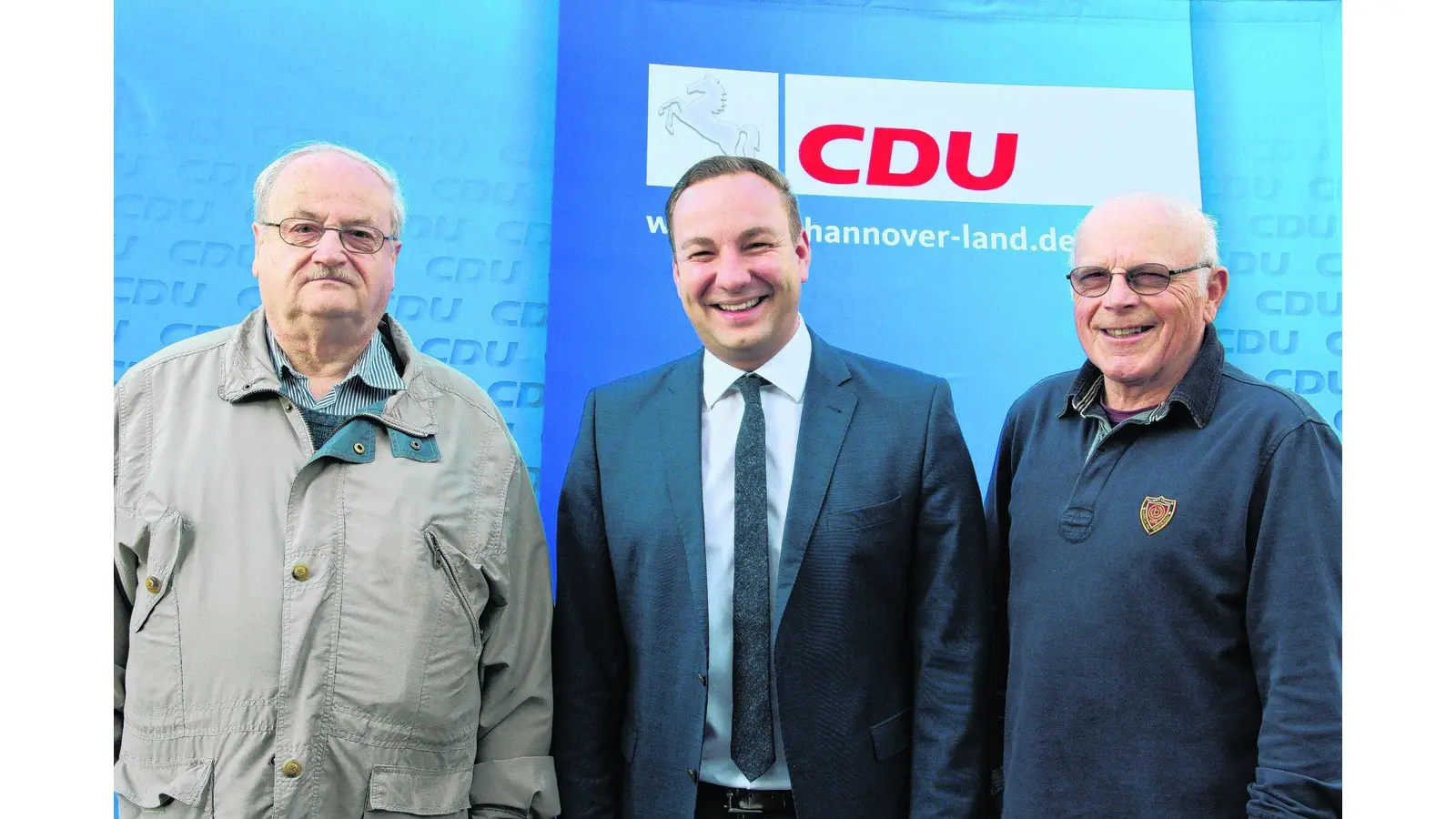 CDU überreicht Gewinnern ihre Preise (Foto: gi)