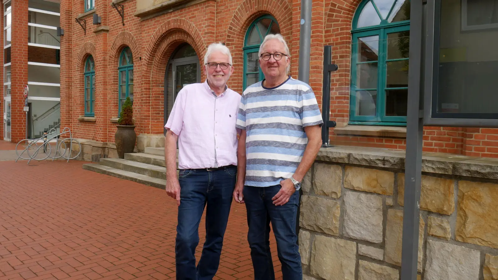 Möchten sich gemeinsam mit neuen Mitgliedern im Gewerbeverein Rodenberg für Rodenberg engagieren: Bernd Oberheide (li.) und Wolfgang Maasch. (Foto: gk)
