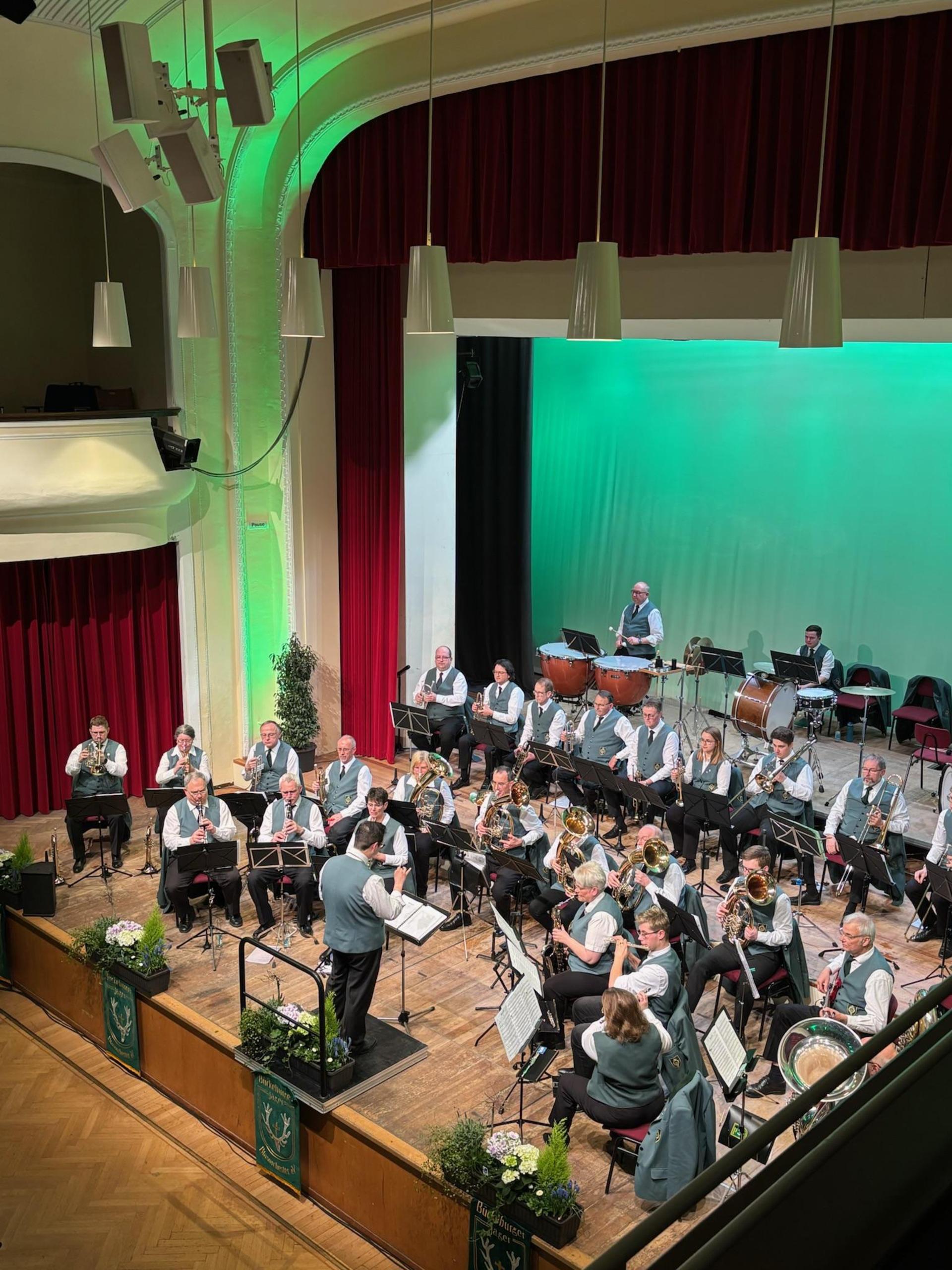 Das Jahreskonzert endete am späten Abend und hinterließ begeisterte Zuhörer. (Foto: privat)