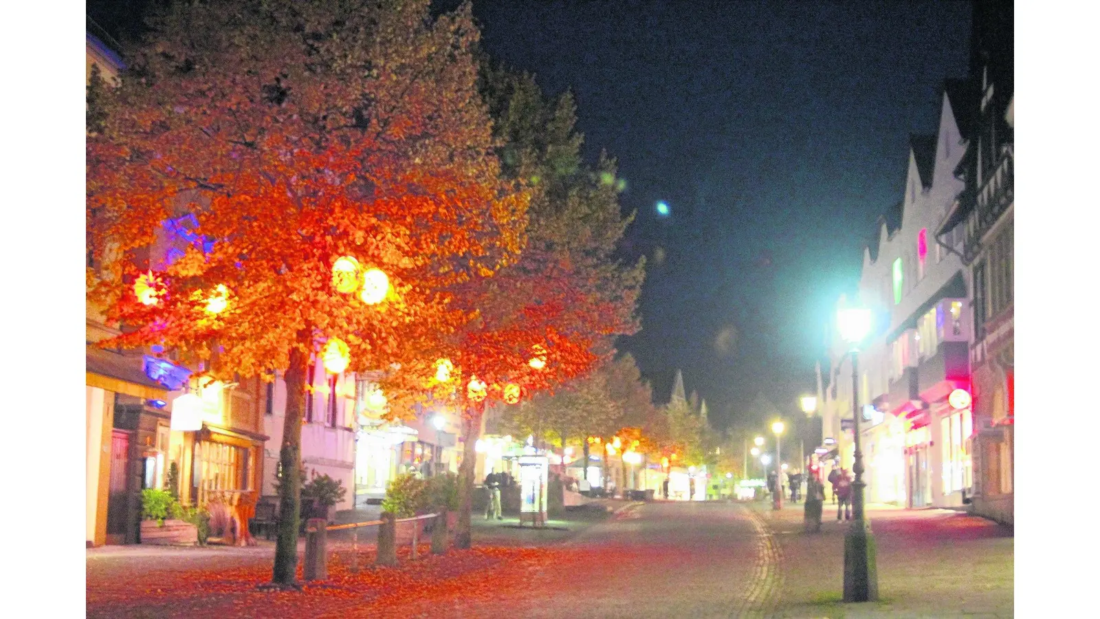 Innenstadt bleibt weiterhin stimmungsvoll beleuchtet (Foto: ha)