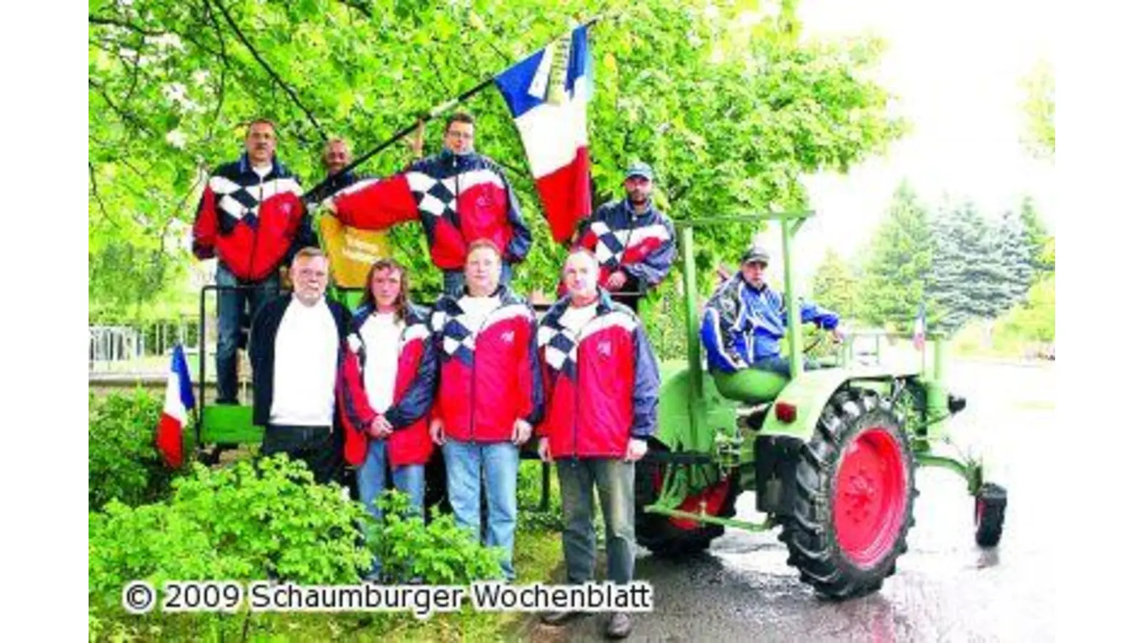 Vorab mit dem Spanferkel bei den Bürgern einschmeicheln (Foto: tt)