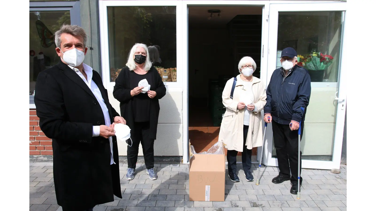 Masken werden an Bedürftige verteilt (Foto: bb)