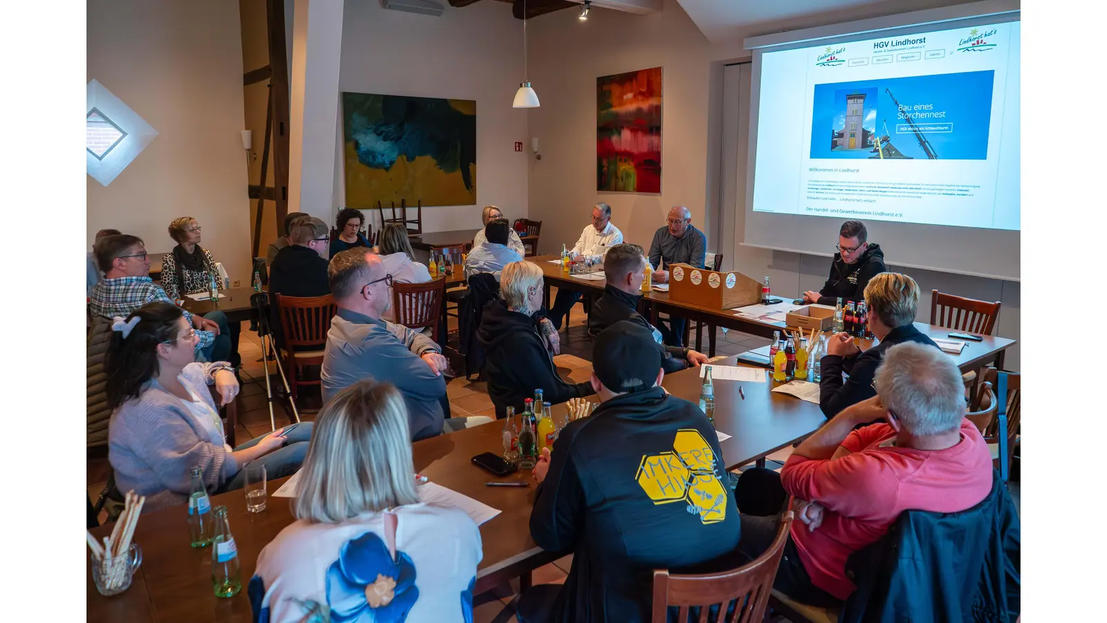Die Mitglieder des Handel- und Gewerbevereins Lindhorst auf ihrer Hauptversammlung (Foto: wk)