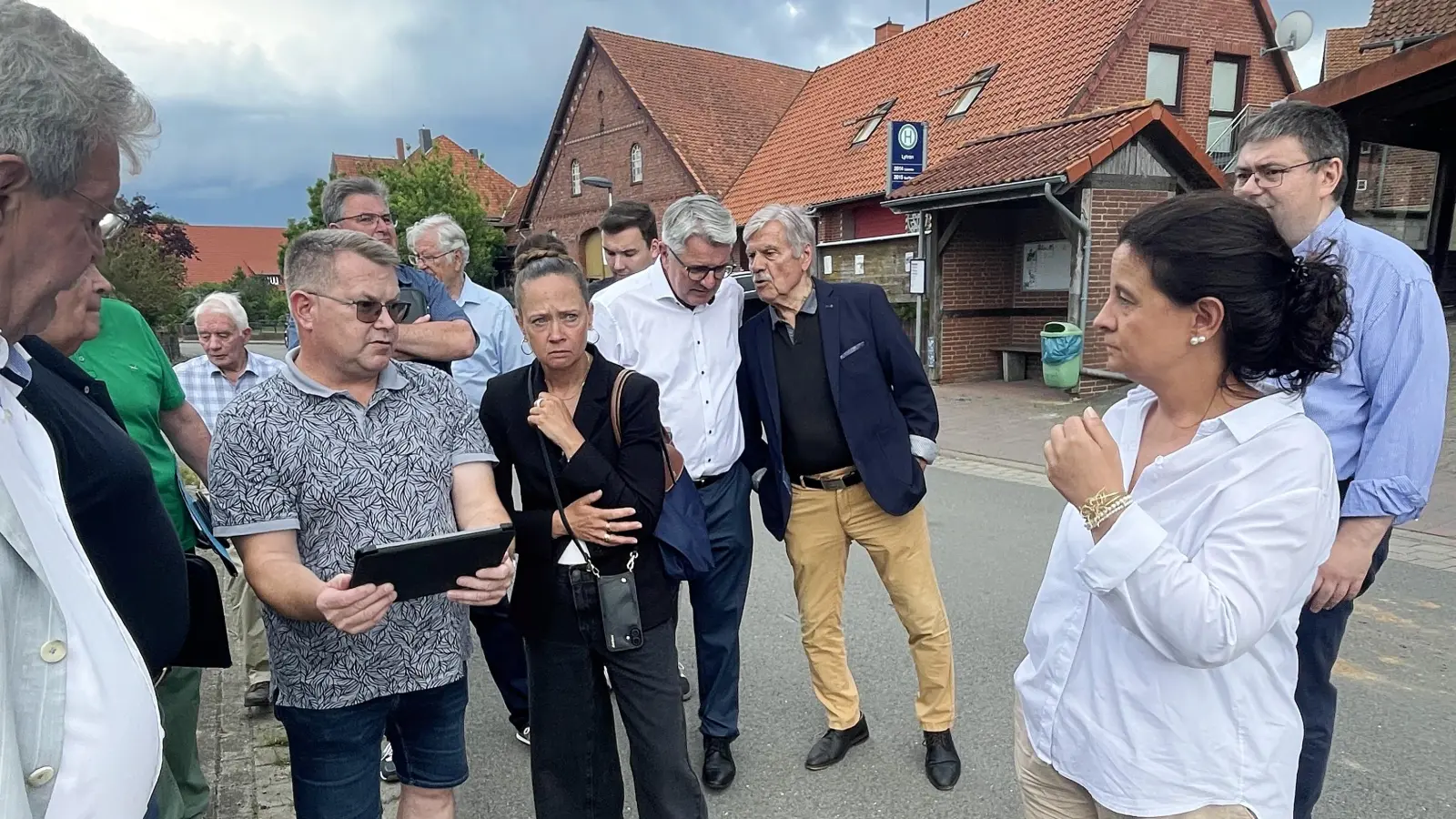 Viele neue Erkenntnisse ermöglicht ein Ortstermin mit Bürgerinnen und Bürgern. (Foto: privat)