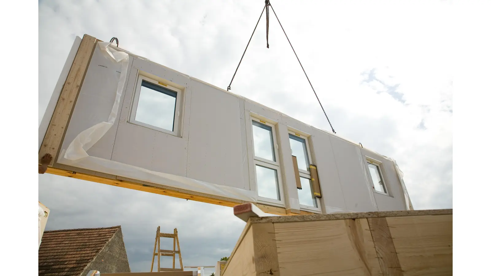 Die IG Bau sieht in der Senkung von Standards die Möglichkeit, Baukosten zu verringern.  (Foto: fotolia)