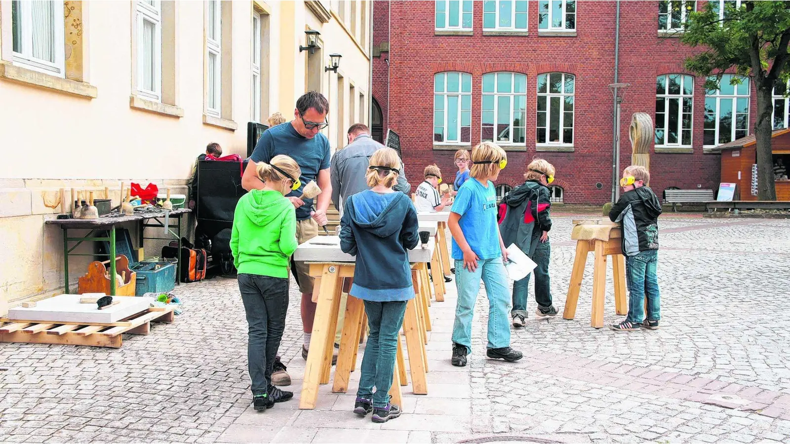 Bildhauerworkshop für junge Leute (Foto: mk)