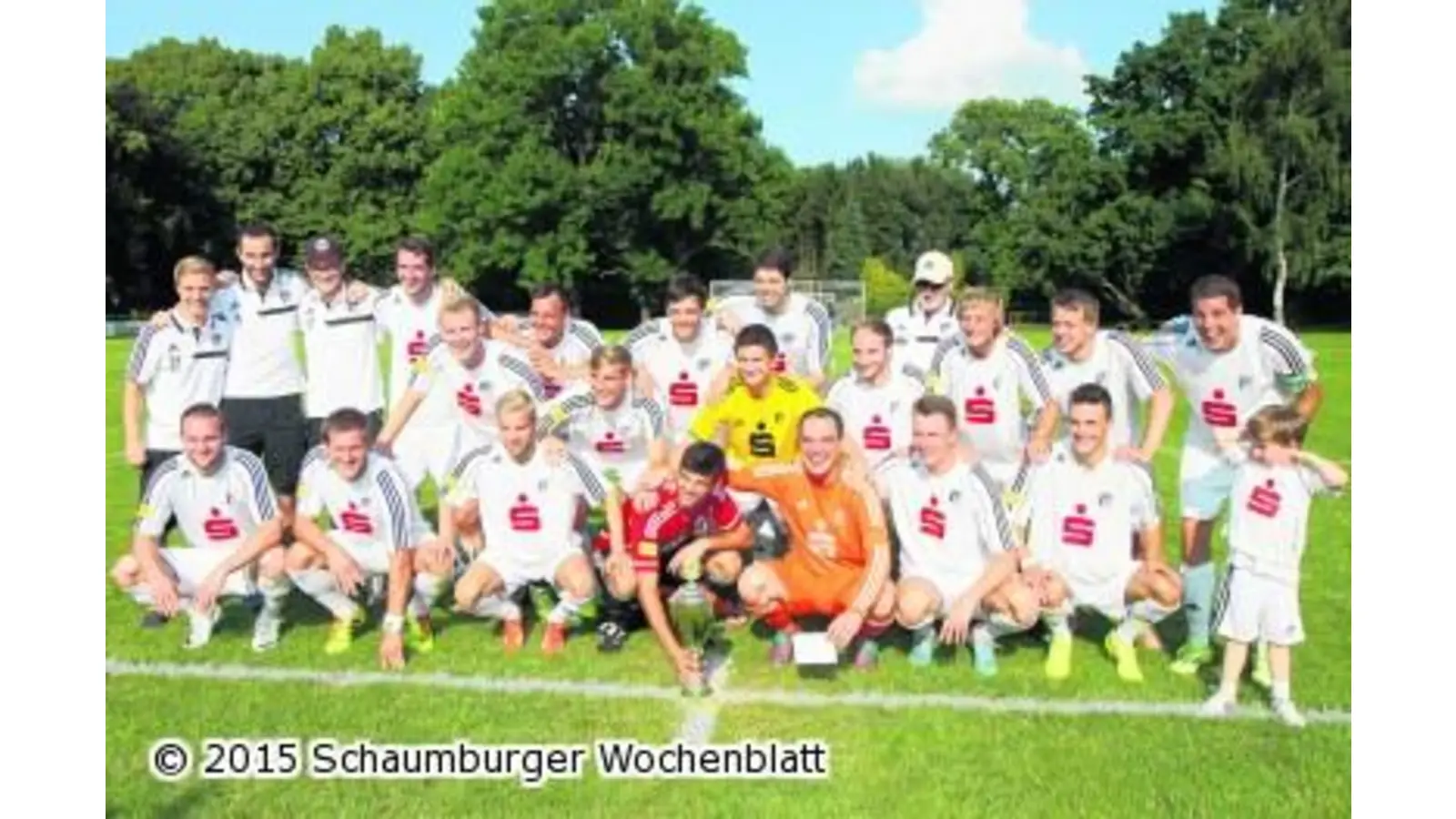 VfL feiert Aufstieg mit Fans (Foto: red)