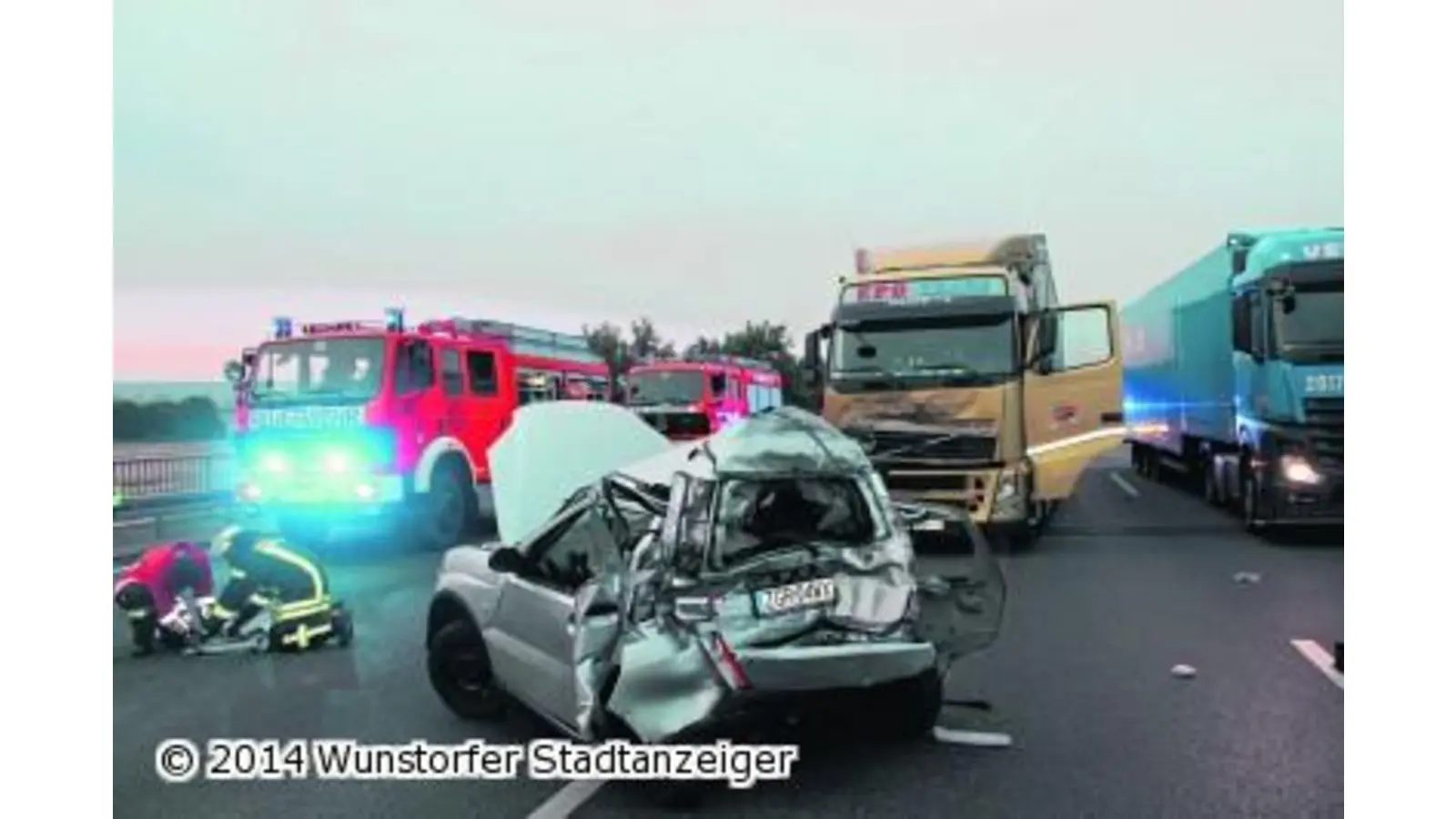Feuerwehren auf A2-Einsatz (Foto: gi)