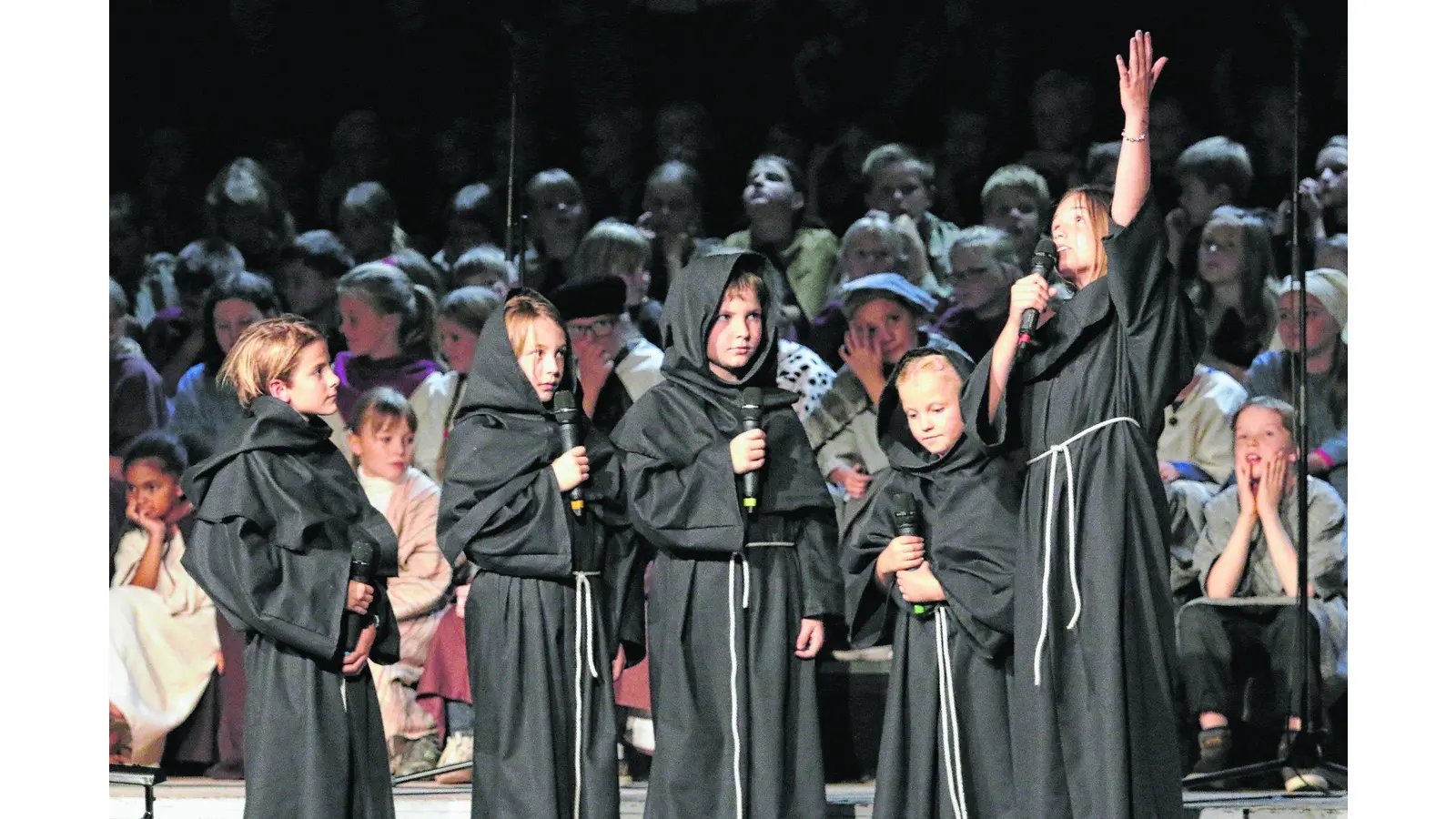 Beim Kindermusical mitsingen (Foto: red)