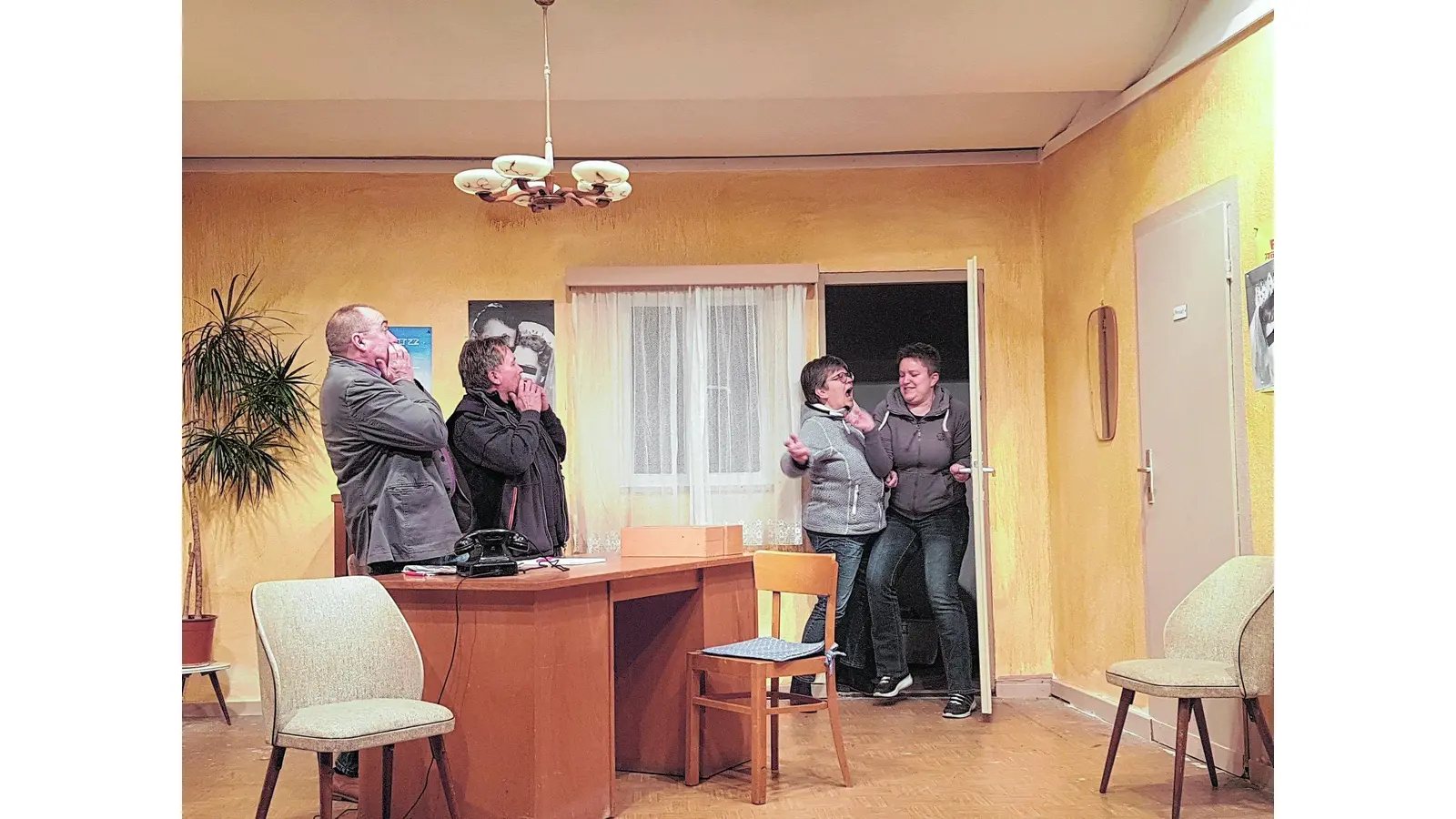 Heiratsvermittler spannt Onkel ein (Foto: bb)