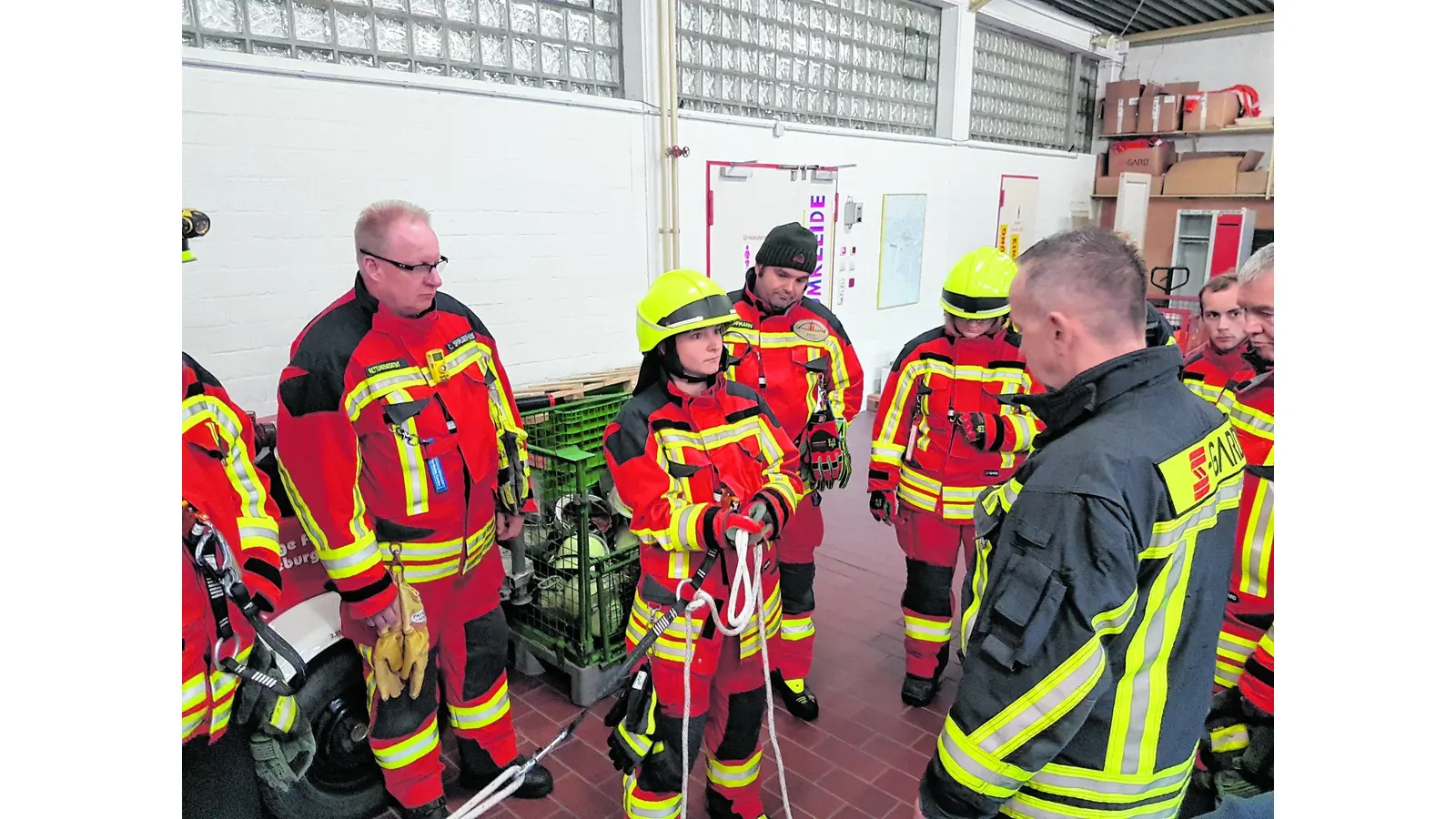 Dank moderner Schutzkleidung für den Ernstfall sehr gut gerüstet (Foto: ld)