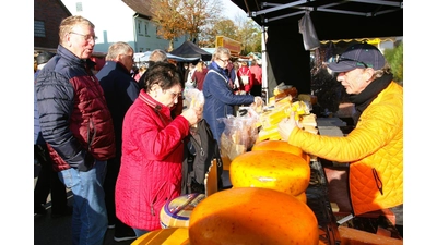 Der Martini-Markt in Wiedensahl bietet ein außergewöhnliches Einkaufserlebnis.  (Foto: archiv bb)