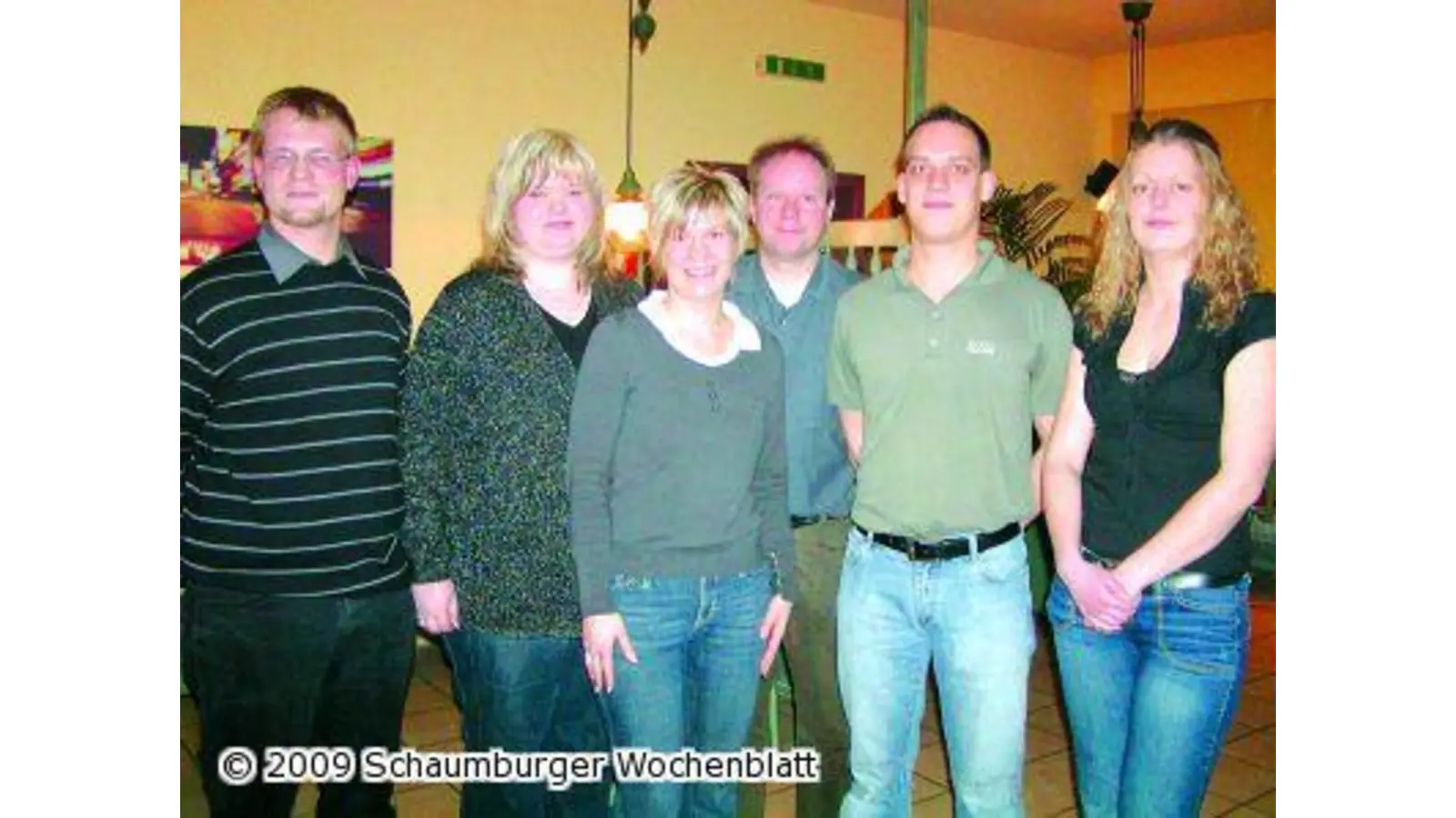 Dorfgemeinschaft mit einem neuen Vorstand (Foto: red)