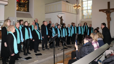 In der Petruskirche: Gelungener Konzert-Neubeginn der Singin' Friends.  (Foto: gi)