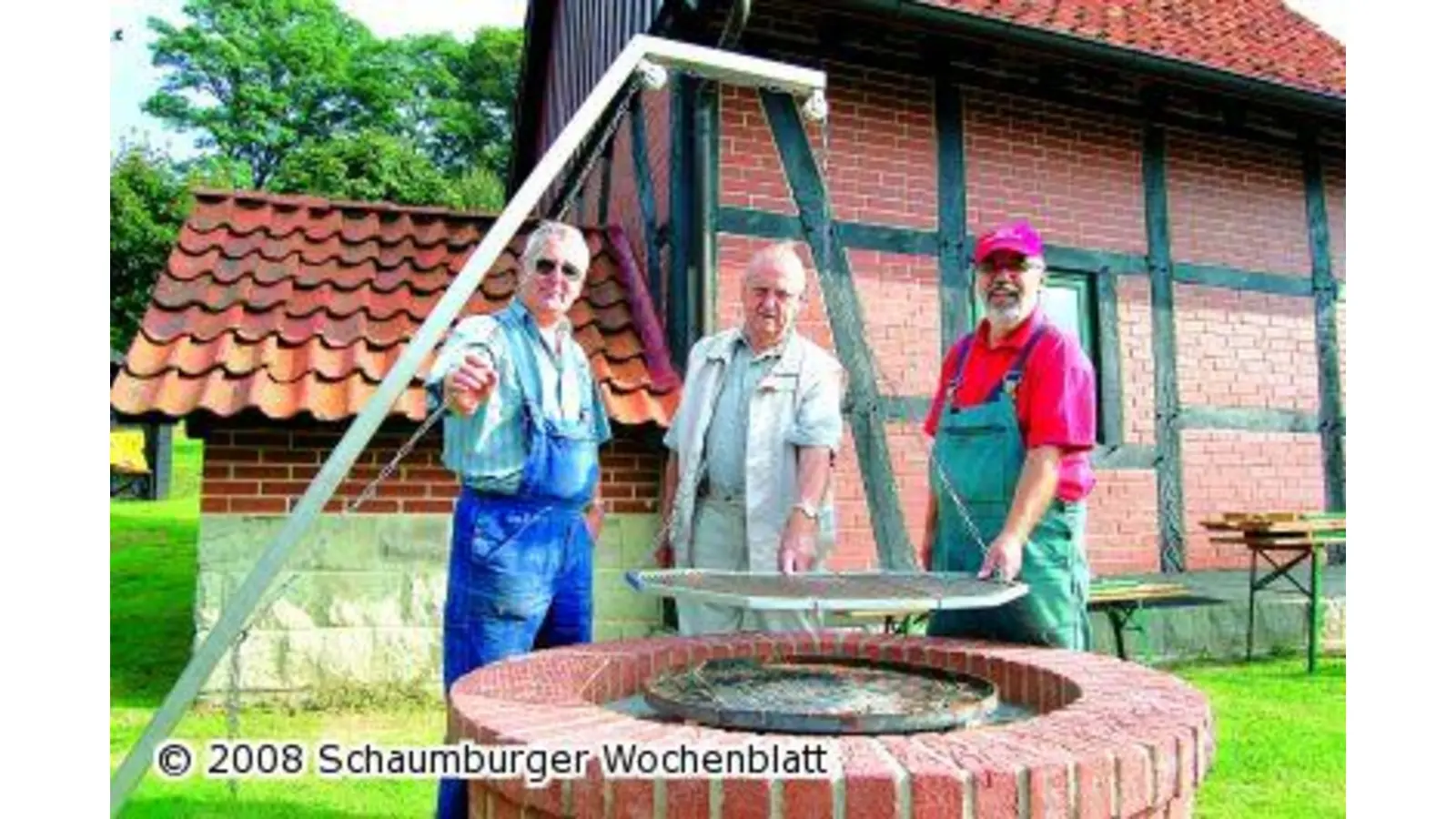 Jede Menge Know-How steckt im Schwenkgrill (Foto: ste)