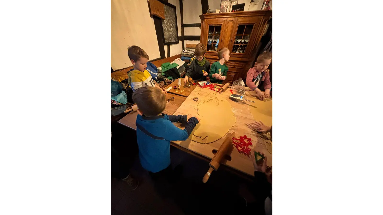 Das Backhaus in Krankenhagen wurde zur Weihnachtsbäckerei. (Foto: privat)