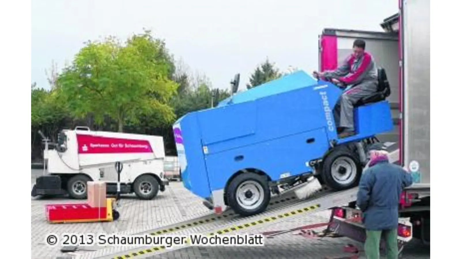 Mit Akku über das Eis flitzen (Foto: al)