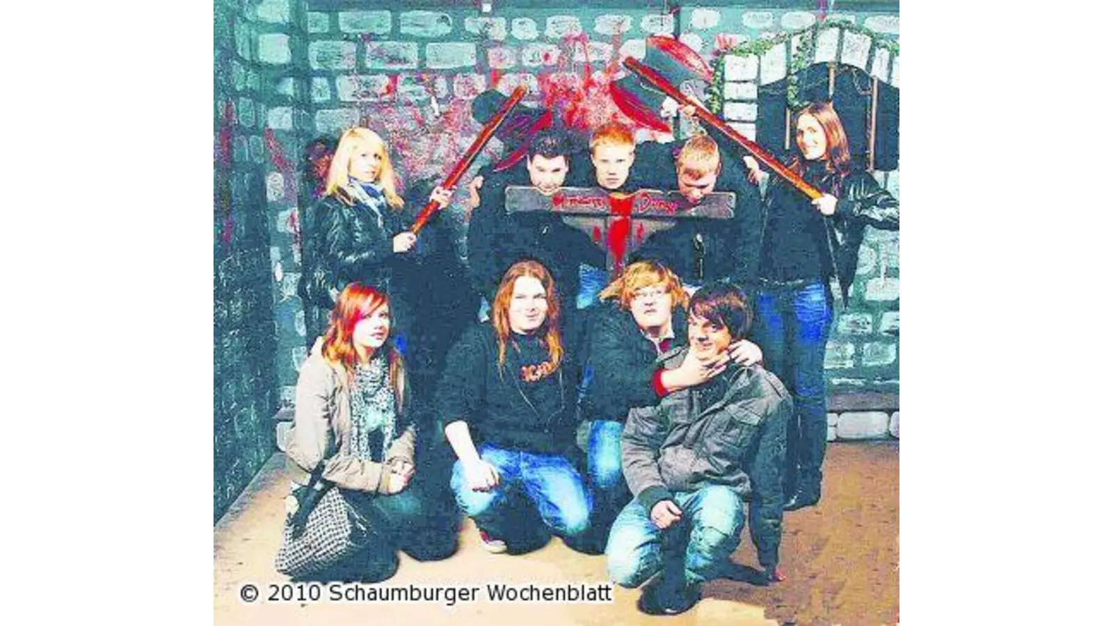 Jugendliche lernen das Gruseln kennen (Foto: tt)