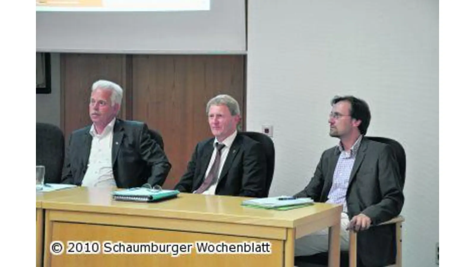 Ein gemeinsames Gesicht zeigen (Foto: nb)