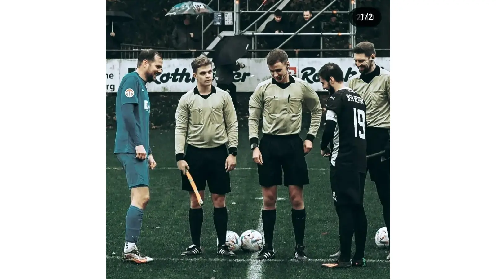 Tim Wieggrebe leitet als Fußballschiedsrichter Partien bis zur Oberliga. (Foto: Borchers, Bastian)