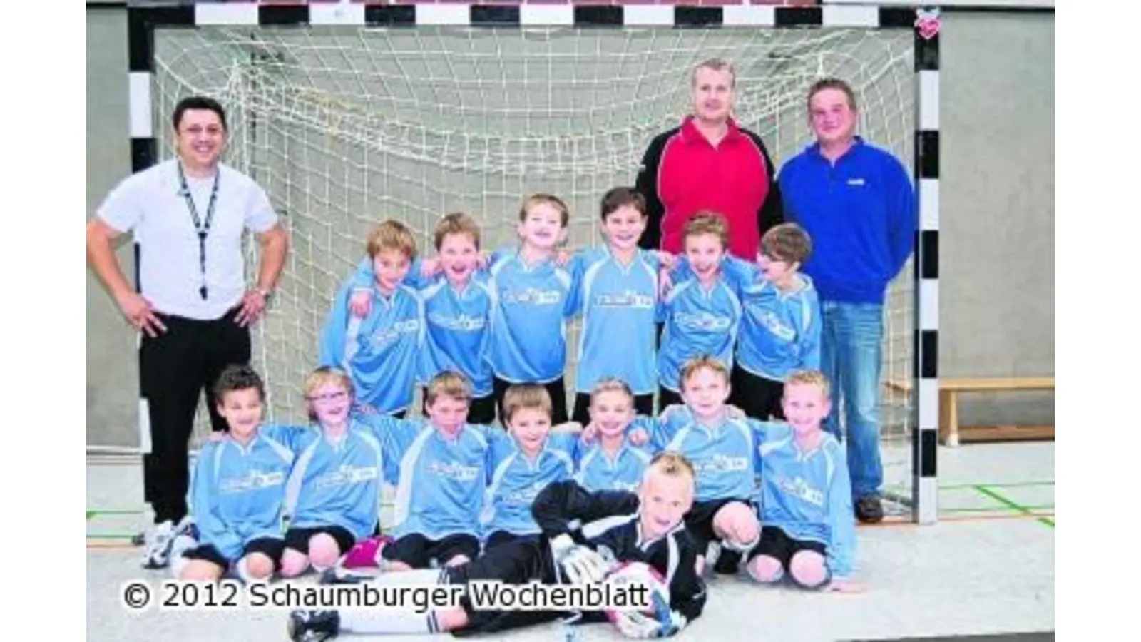 Euronics spendet Trikots für Fußballer (Foto: em)