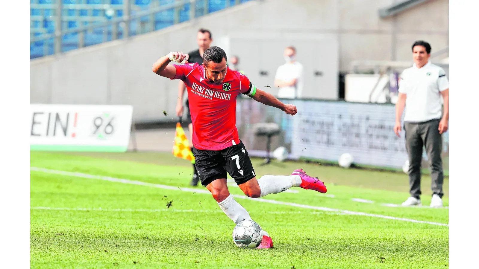 27.05.2020, Hannover<br>Fussball, Fußball, 2. Bundesliga, Saison 2019-2020,<br>Hannover 96 - Karlsruher SC  <br>Torschuetze zum 1:0 Edgar Prib (Foto: bb)