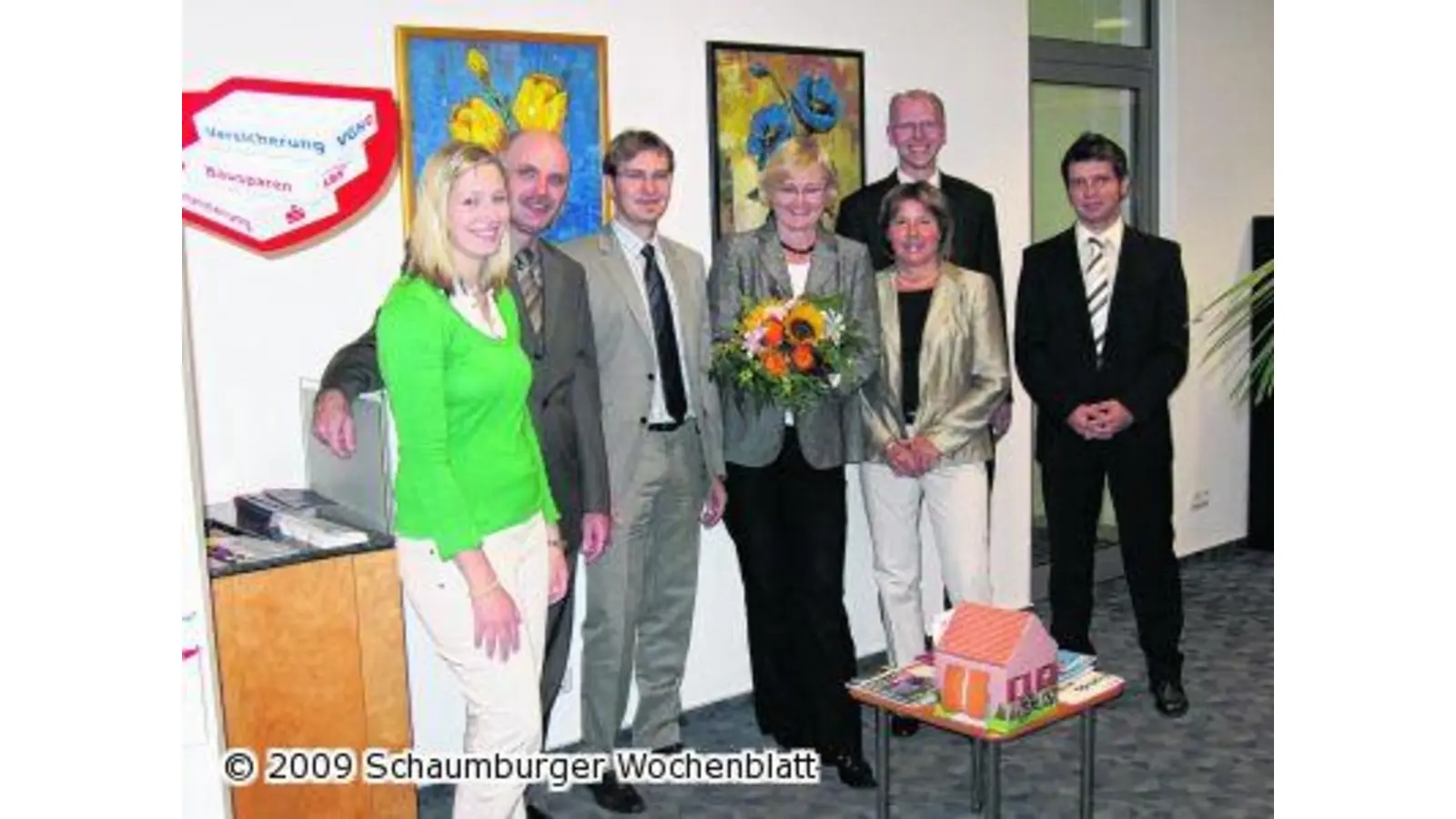 Sparkasse ehrt langjährige Angestellte (Foto: em)