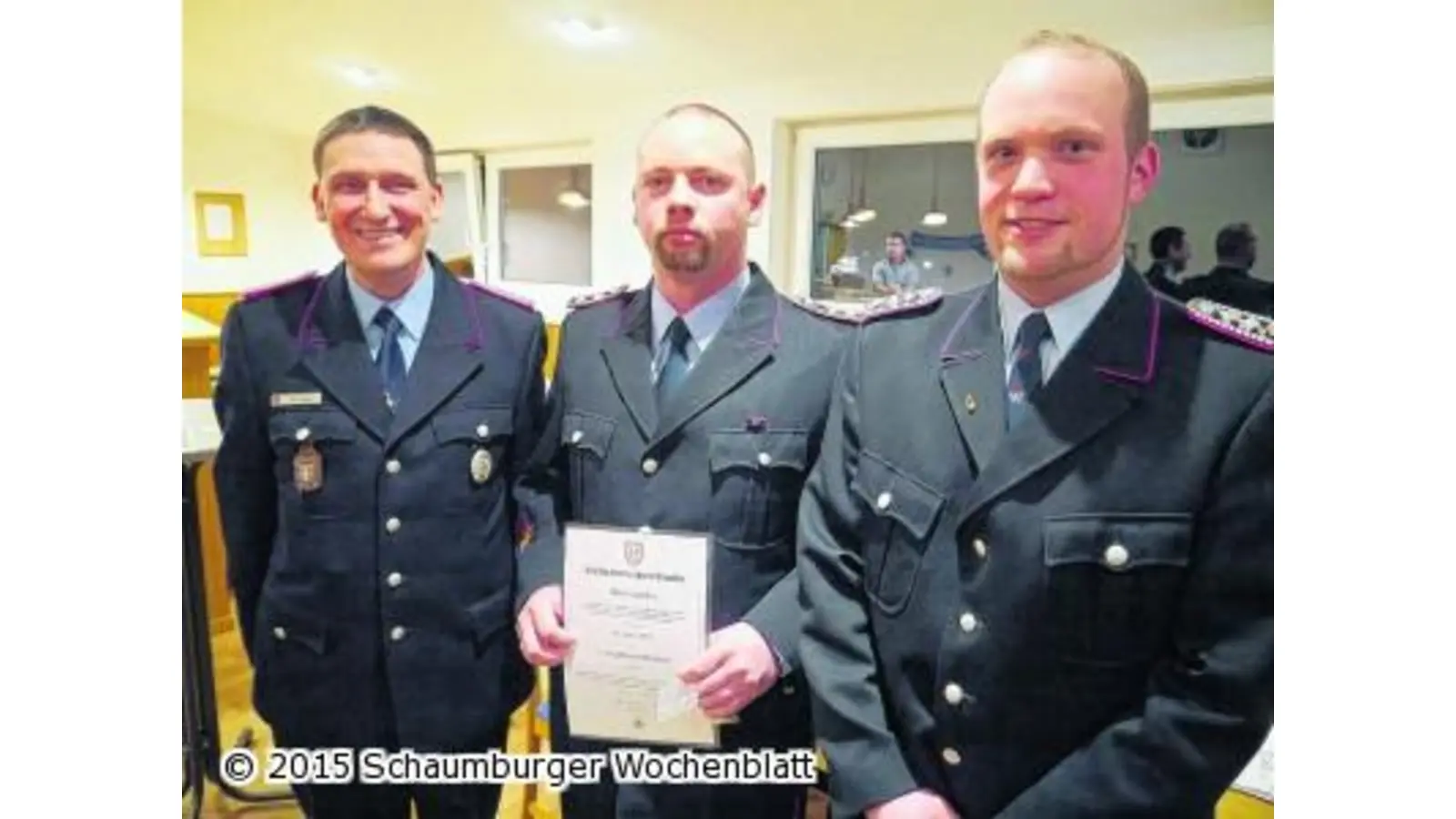 Brennende Container und Menschenrettung (Foto: red)