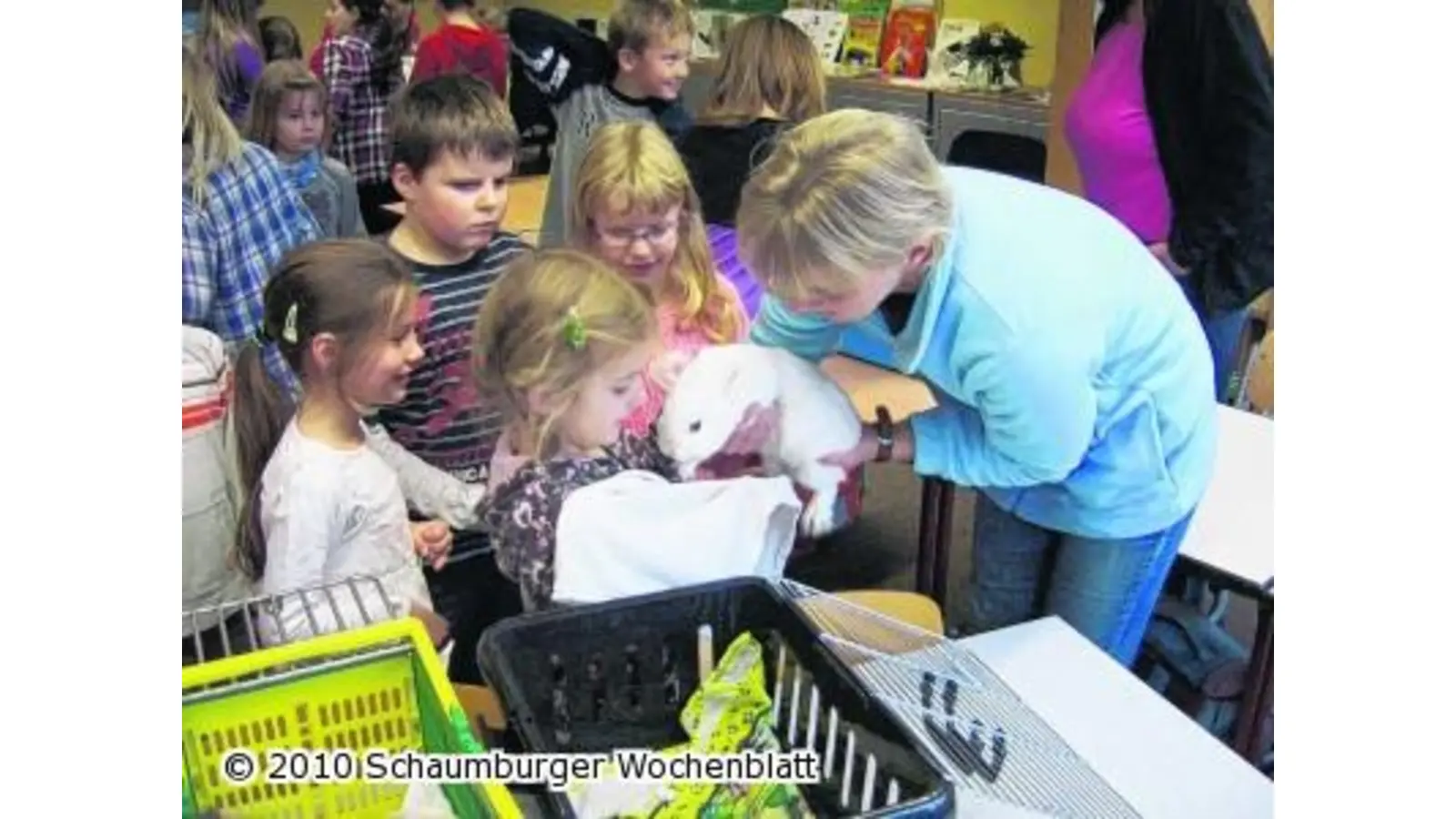 Tierischer Besuch in der Schule (Foto: red)