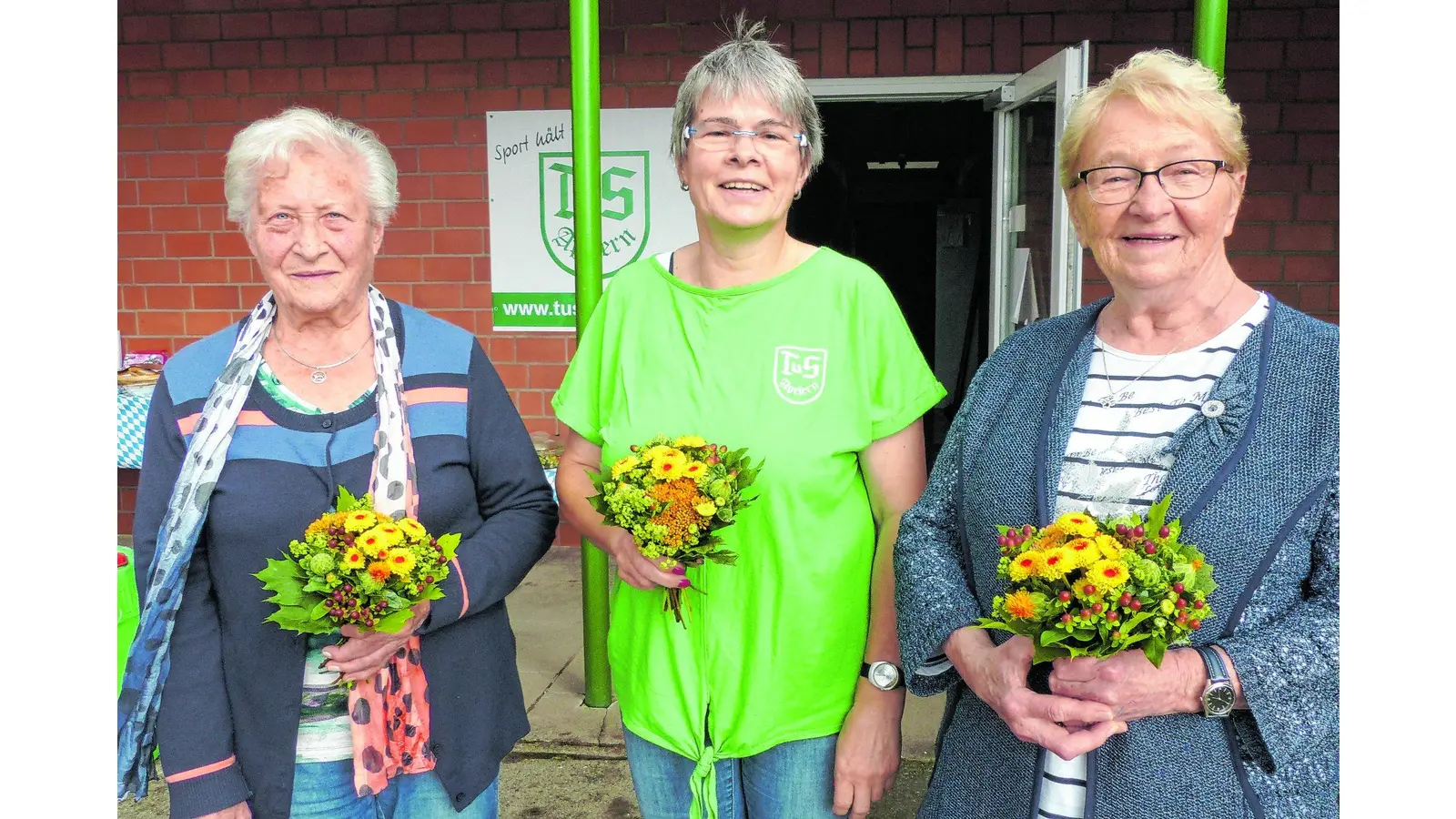 Ein Trio hält die Treue (Foto: al)