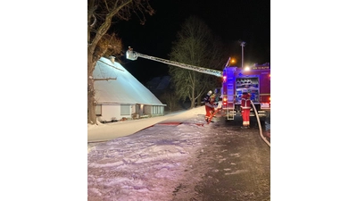 Drehleiter in Bereitstellung. (Foto: privat)