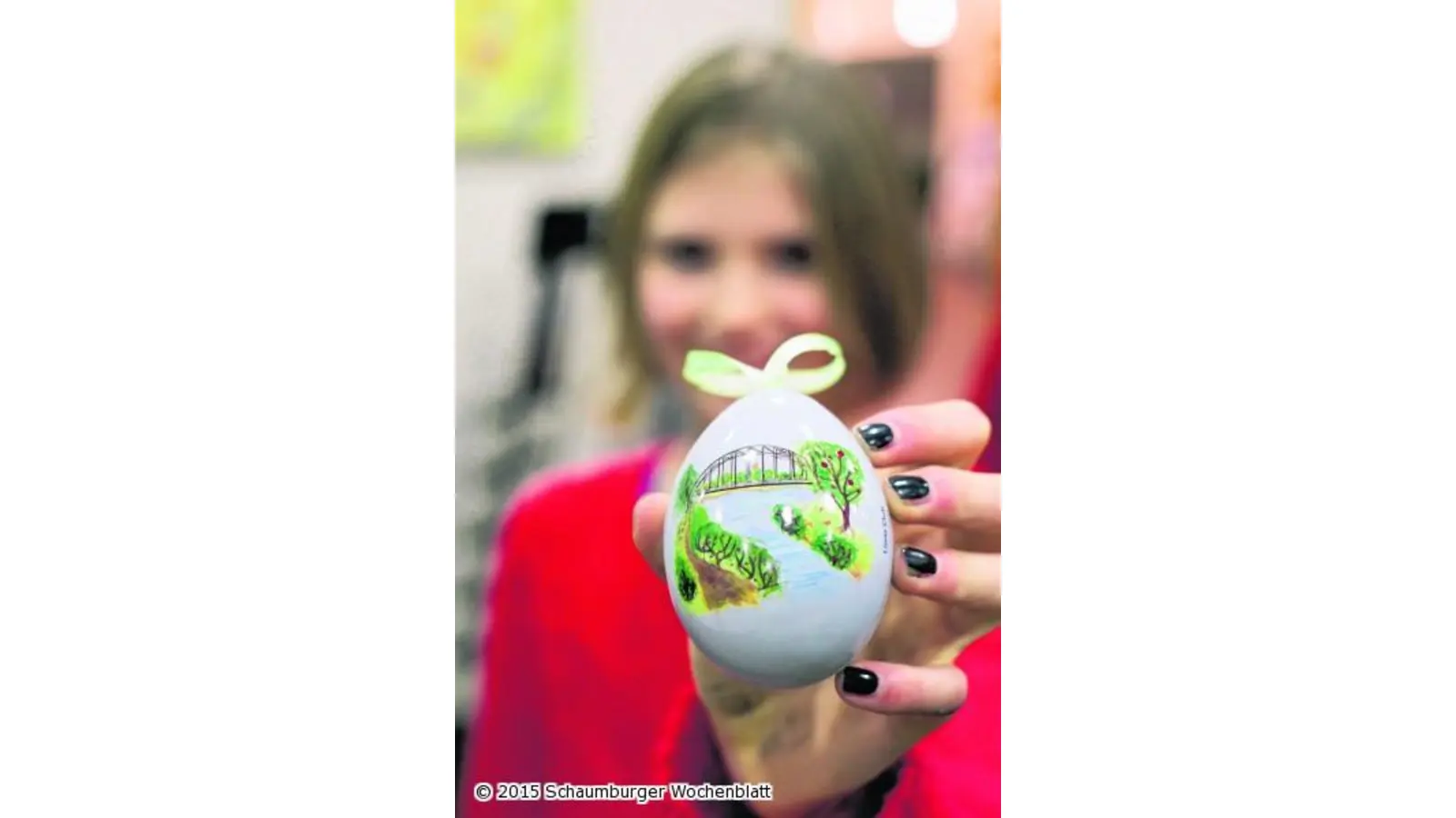 Rintelner Weserbrücke auf dem neuen Sammel-Osterei (Foto: wa)