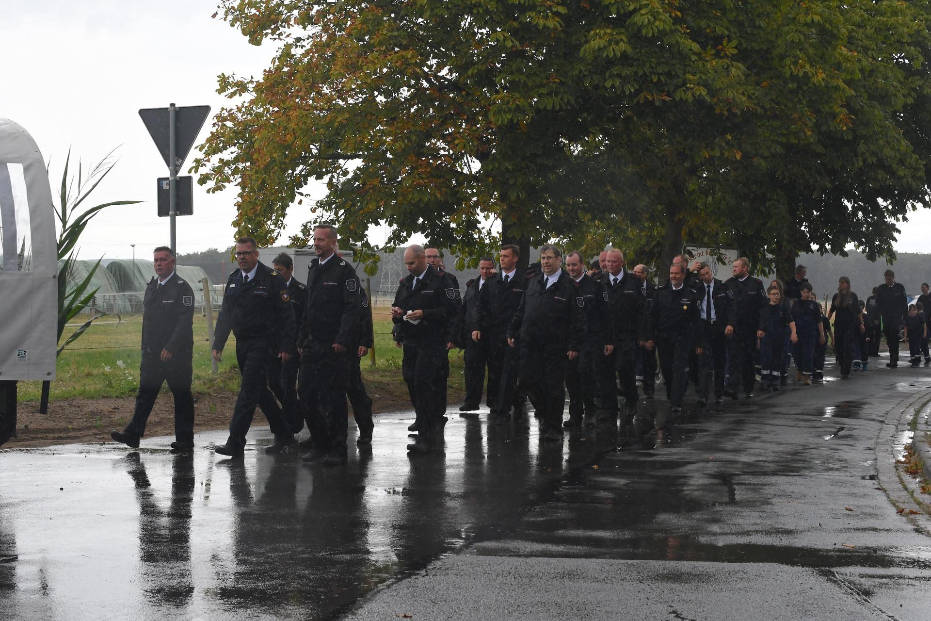 100 Jahre Feuerwehr Lindhorst. (Foto: NADINE DRESSLER)