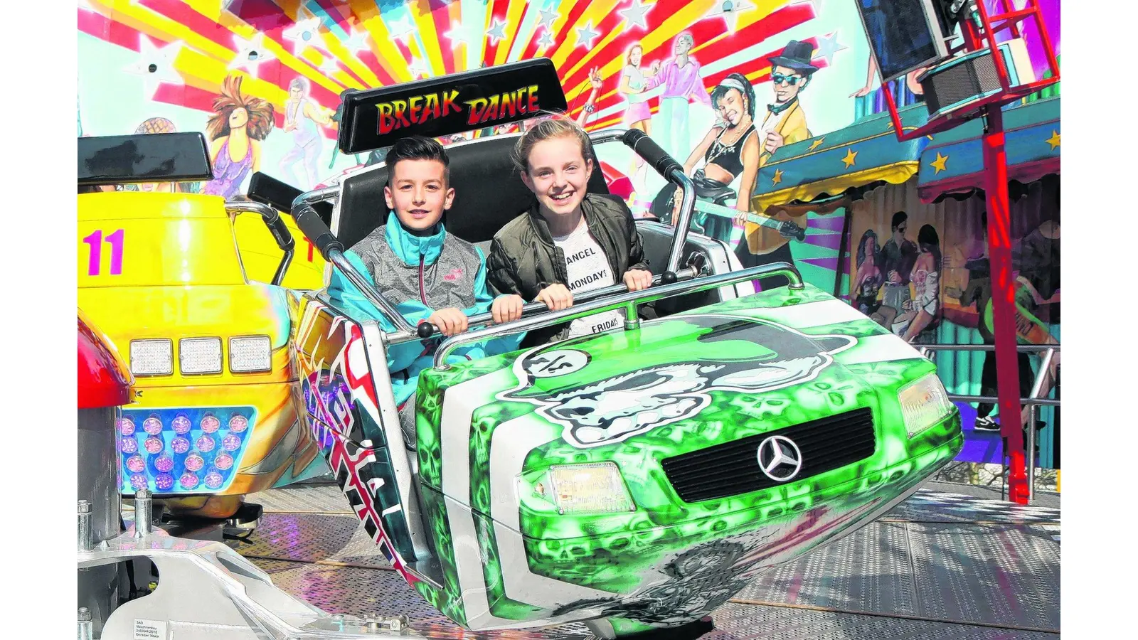 Menschen strömen in die Innenstadt (Foto: bb)