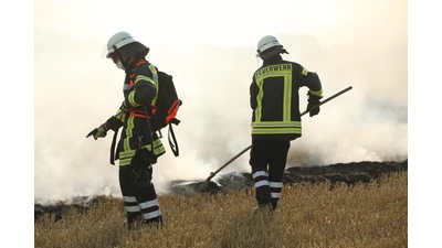 Insgesamt waren rund 50 Einsatzkräfte im Übungseinsatz. (Foto: Stadtfeuerwehr)