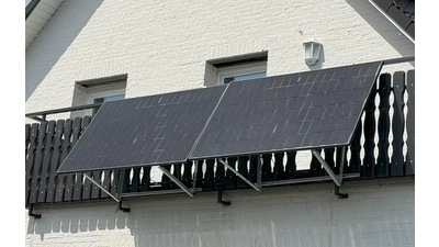 Stecker-PV-Anlagen mit unterschiedlichen Aufbauorten, Balkon-Montage. (Foto: roch)