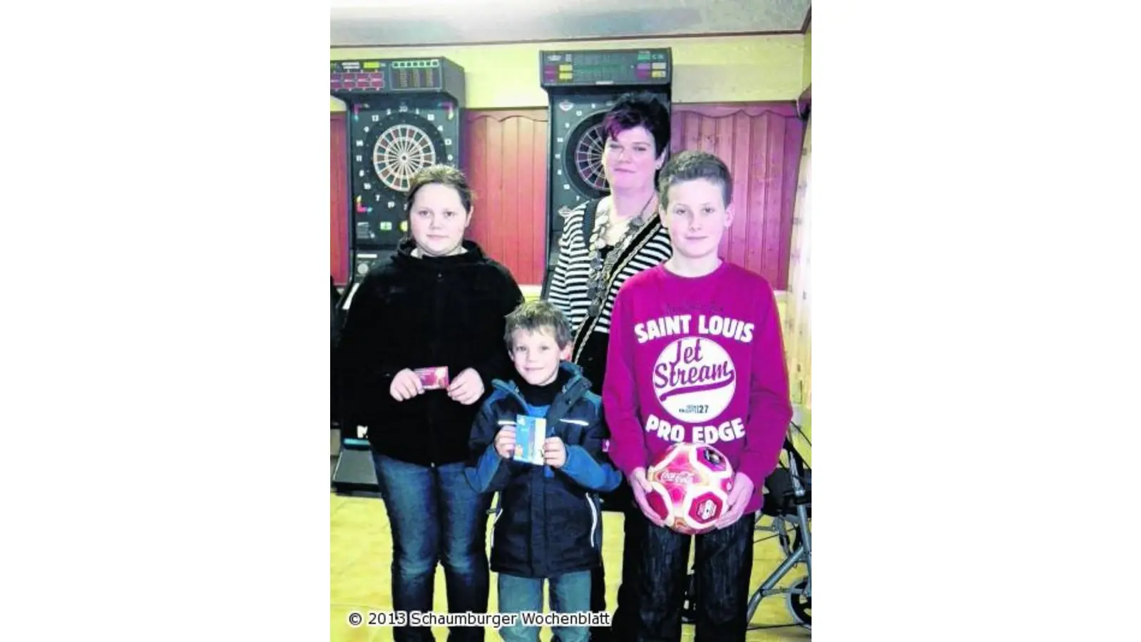 Erste Ehrenscheiben und Pokale vergeben (Foto: km)