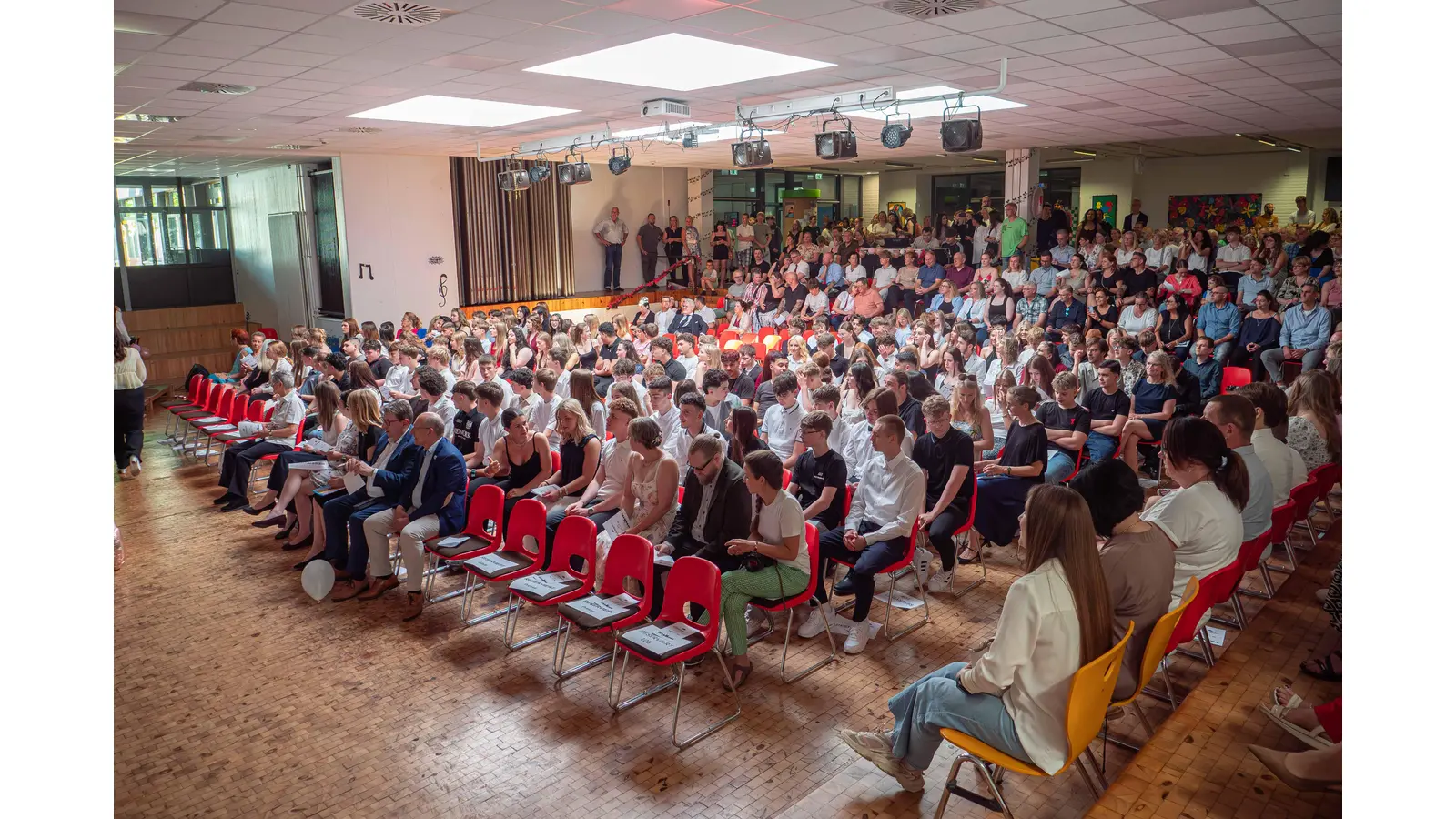 Zehnter Jahrgang der IGS Rodenberg wurde feierlich verabschiedet (Foto: wk)