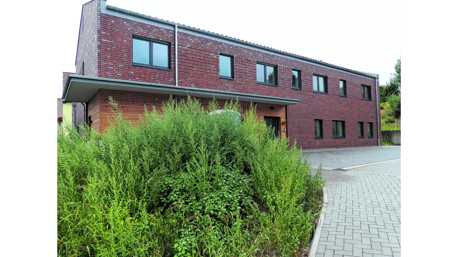 Einen ersten Blick in das neue Arzthaus werfen (Foto: al)