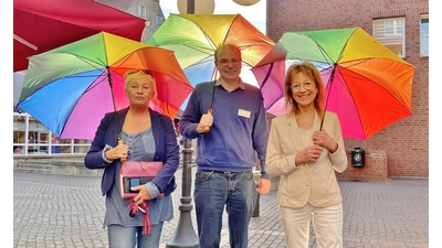Petra Uhe, Stephan Hartmann und Heidemarie Hanauske sehen den Landkreis Schaumburg in der Flüchtlingsarbeit bestens aufgestellt. (Foto: ste)