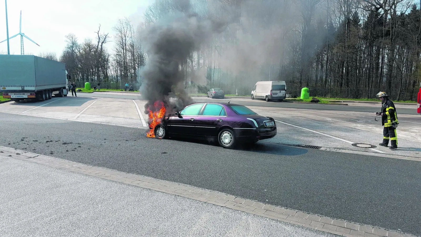 Feuerwehr bekommt selbstlose Unterstützung (Foto: mh)